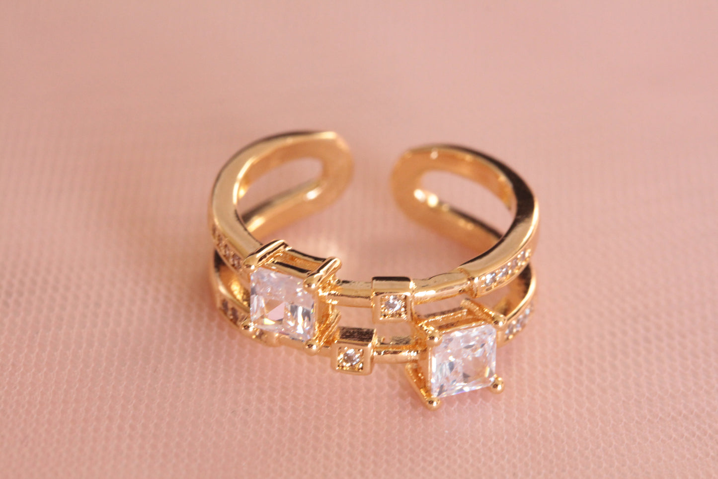 Bague strass réglable dorée à l'or fin