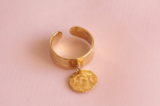Copy of Openwork mother-of-pearl ring gilded with 24 carat fine gold Lorie