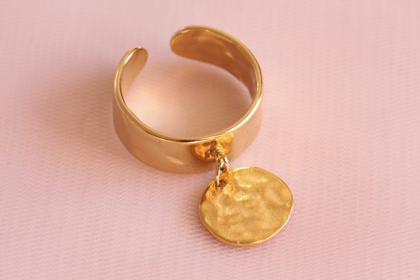 Copy of Openwork mother-of-pearl ring gilded with 24 carat fine gold Lorie