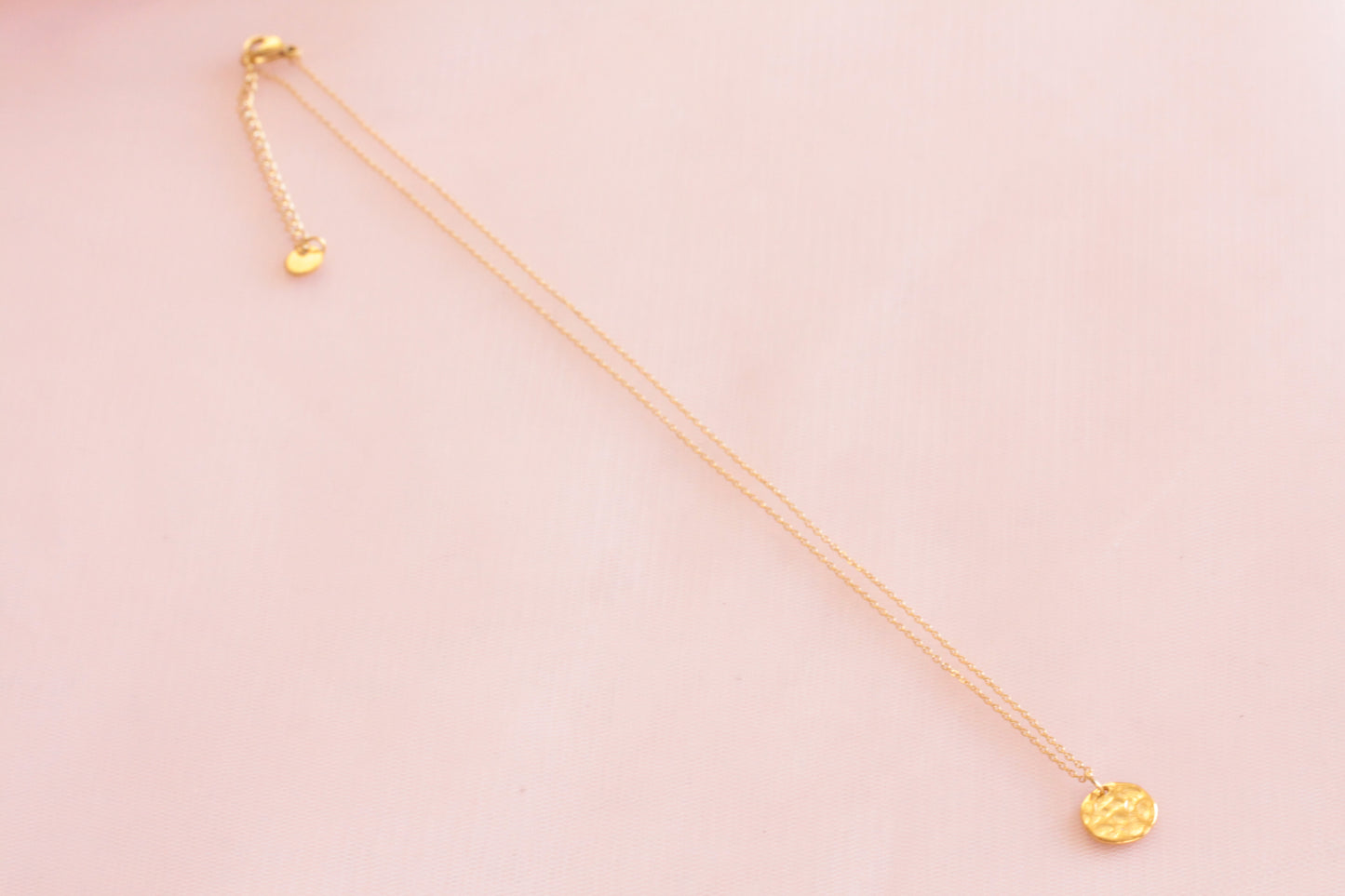 Collier acier inoxydable avec mini sequin martelé