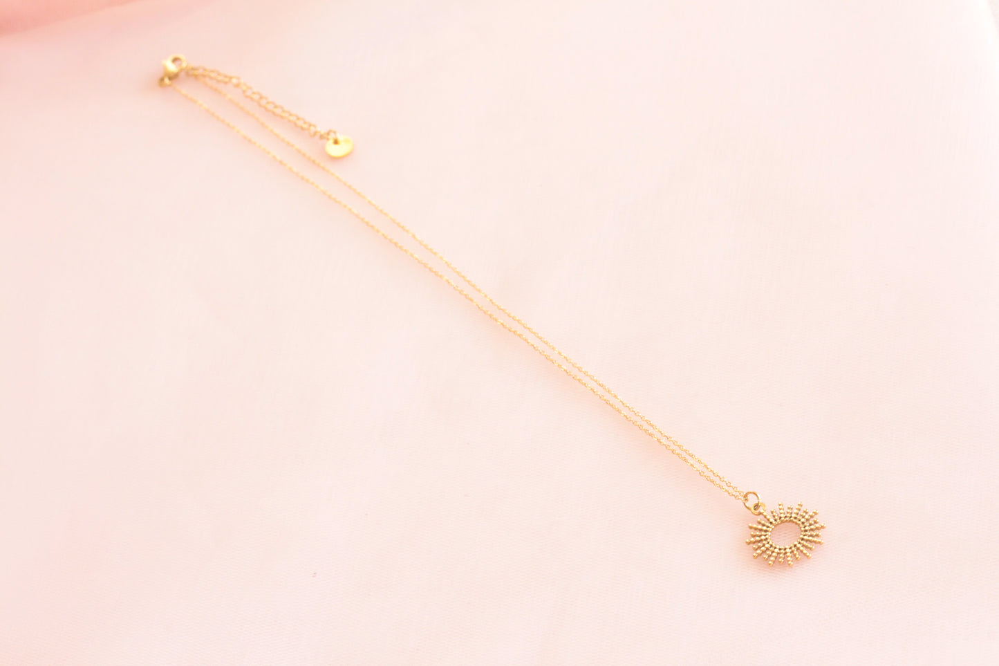 Collier pendentif soleil acier inoxydable
