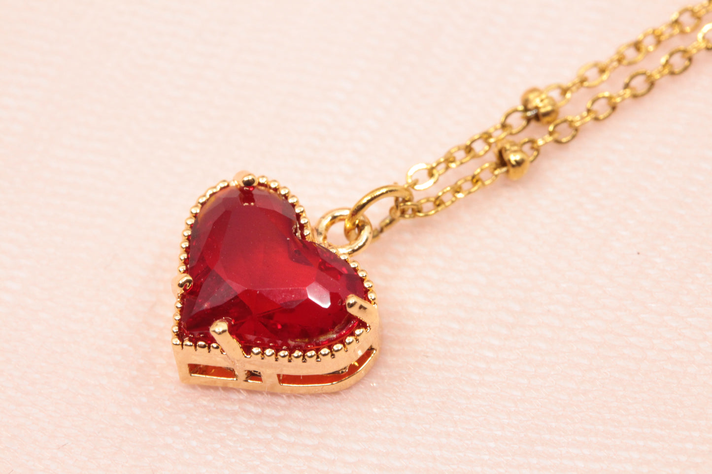 Collier pendentif cœur strass rouge chaine en acier inoxydable