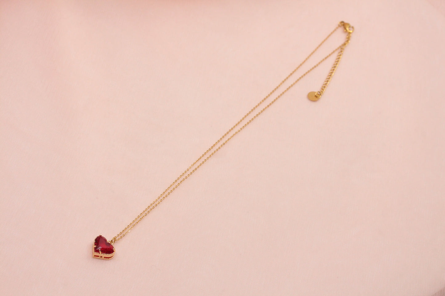 Collier pendentif cœur strass rouge chaine en acier inoxydable